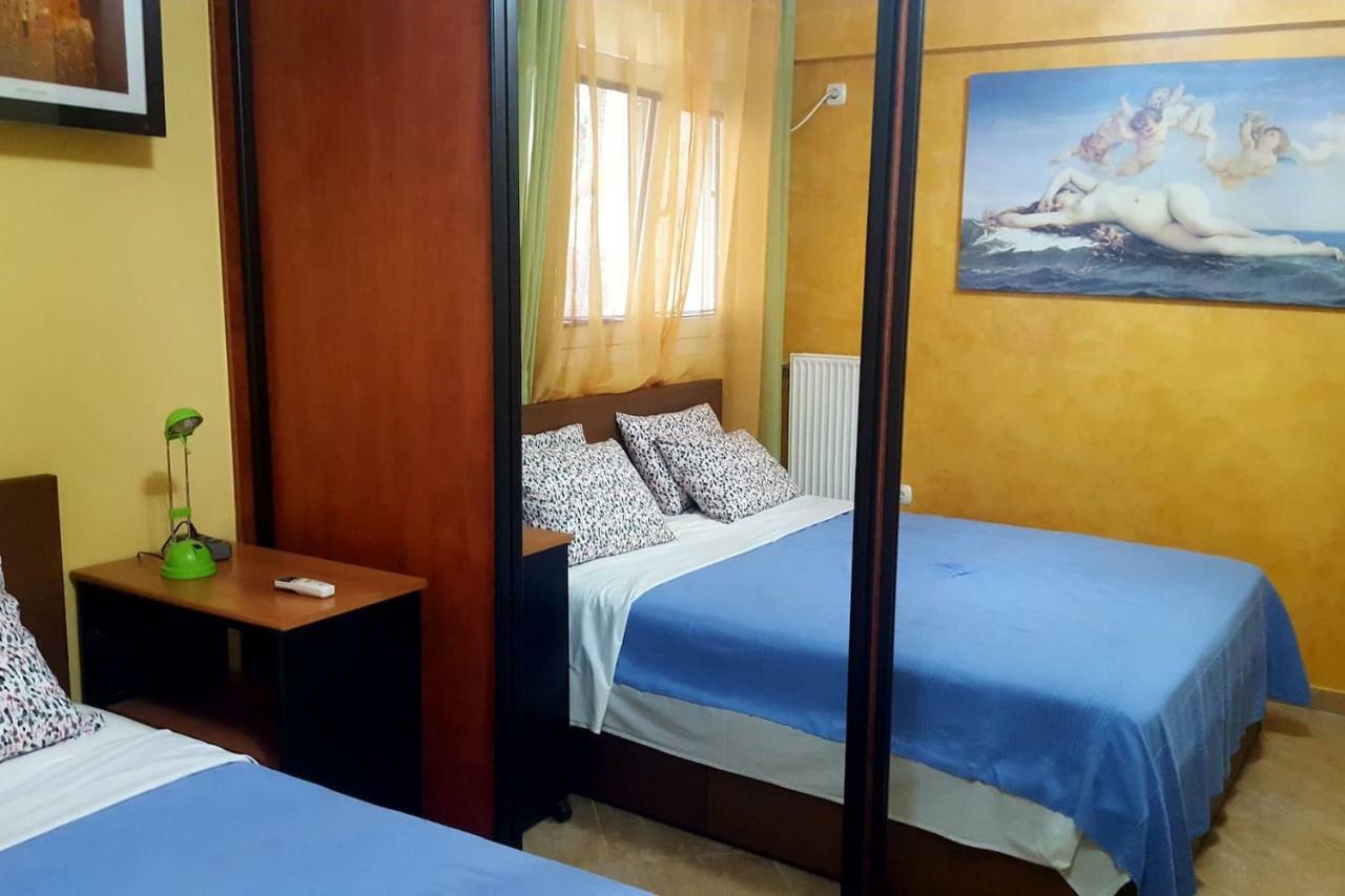 Quiet Apartment In Plaka 아테네 외부 사진